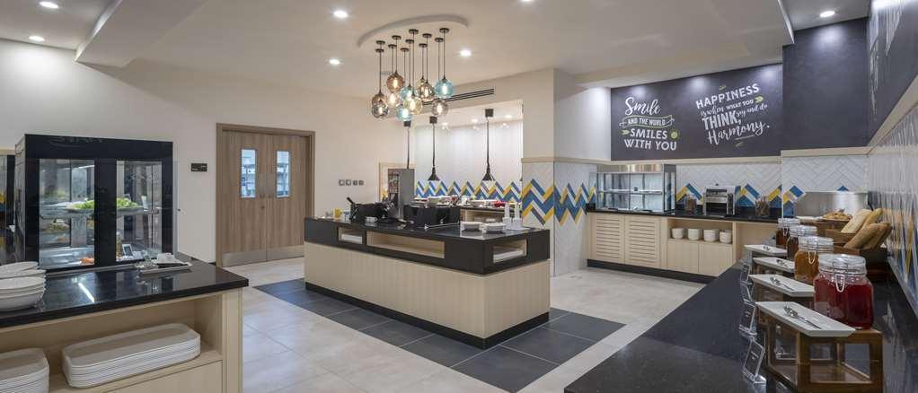 Hotel Hampton By Hilton Doha Old Town Extérieur photo