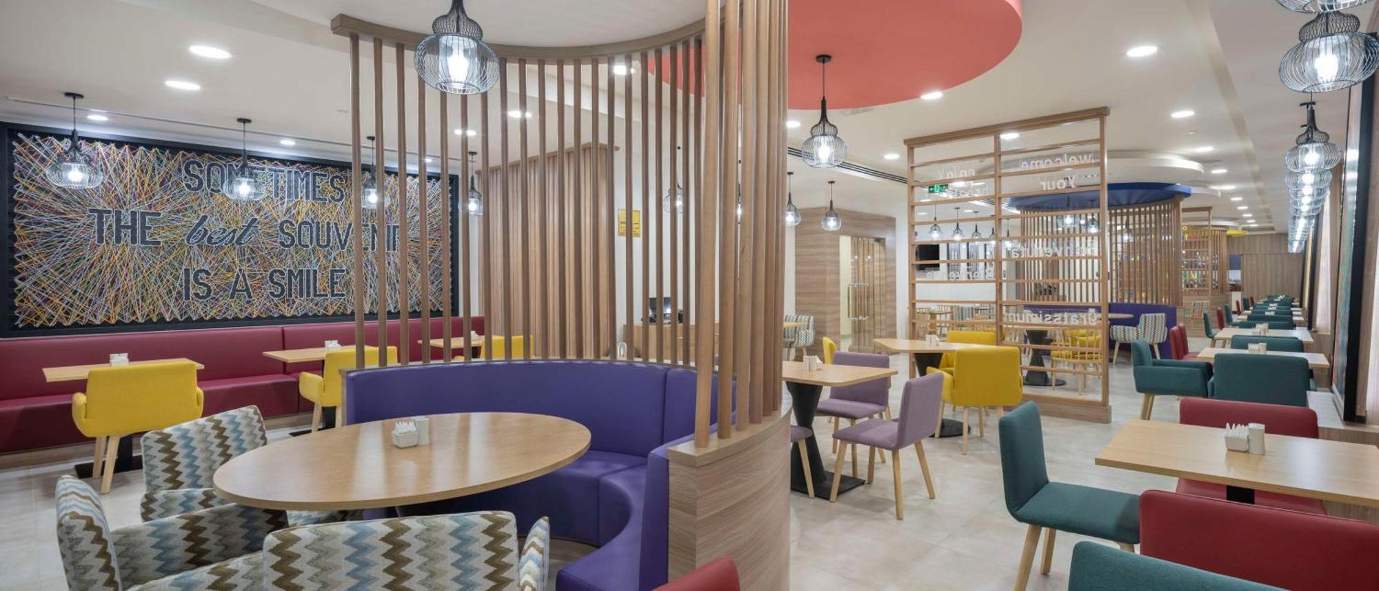 Hotel Hampton By Hilton Doha Old Town Extérieur photo